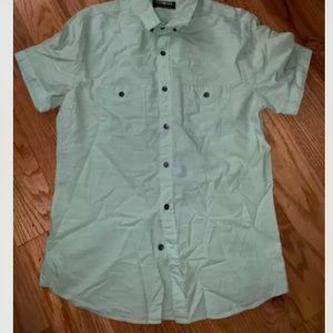 Men’s Express Short Sleeve Button Down Shirt